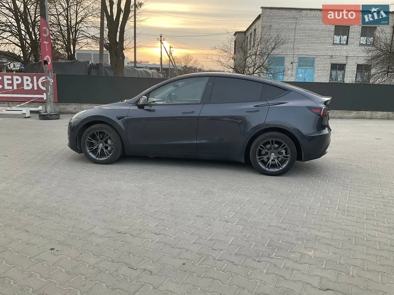 Tesla Model Y 2024 photo 5