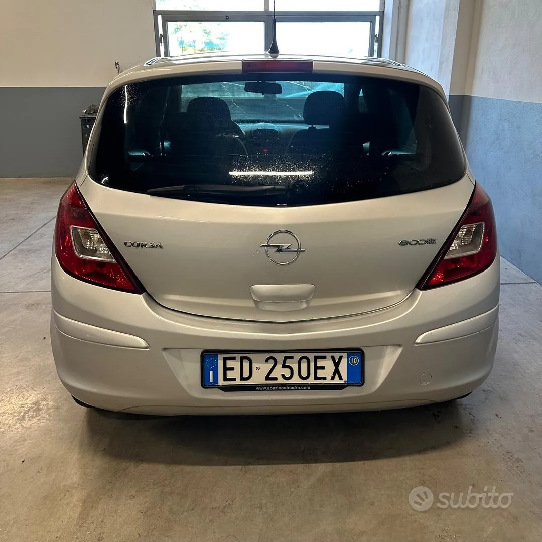 Opel Corsa 2010 photo 5