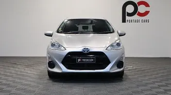 Toyota Aqua 2015 photo 3