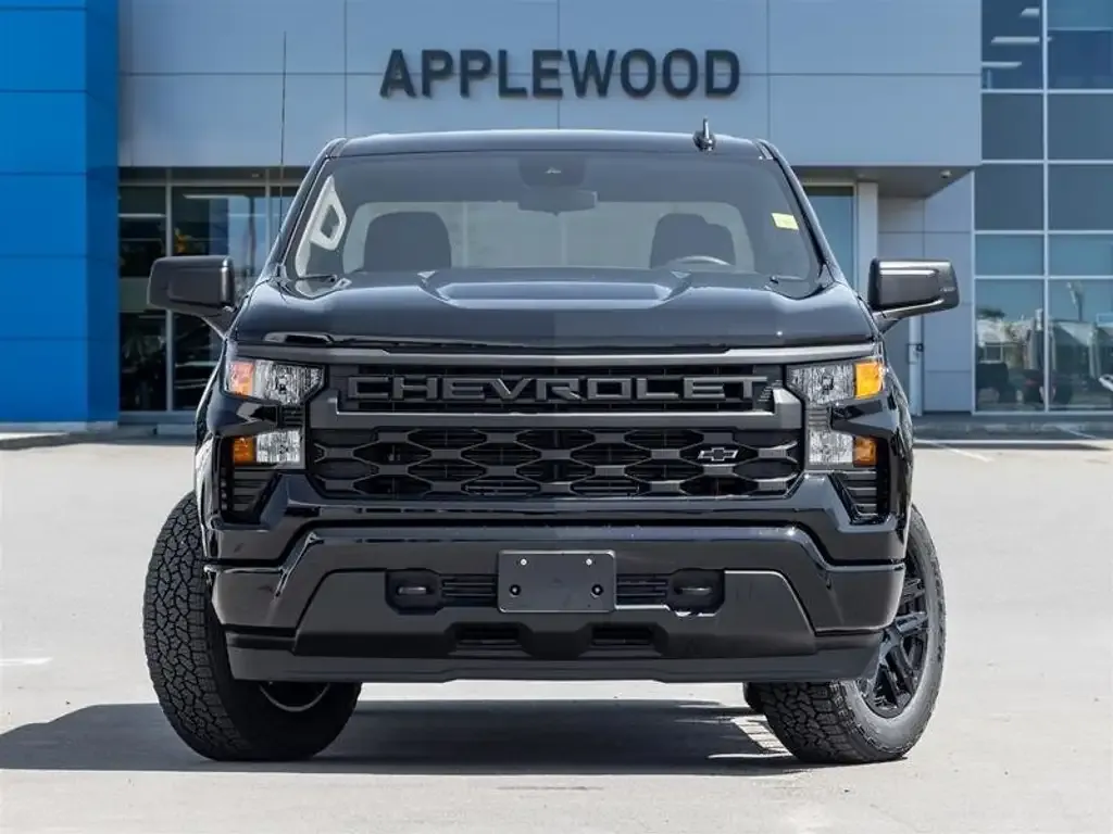 Chevrolet Silverado 1500 2026 photo 3