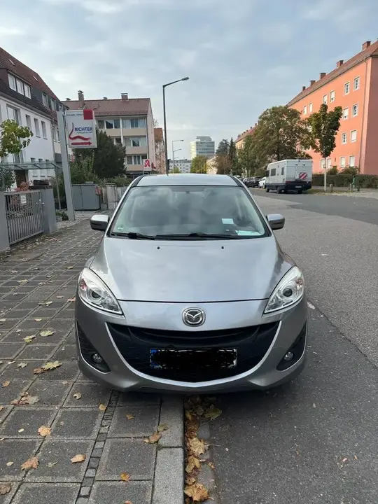 Mazda 5