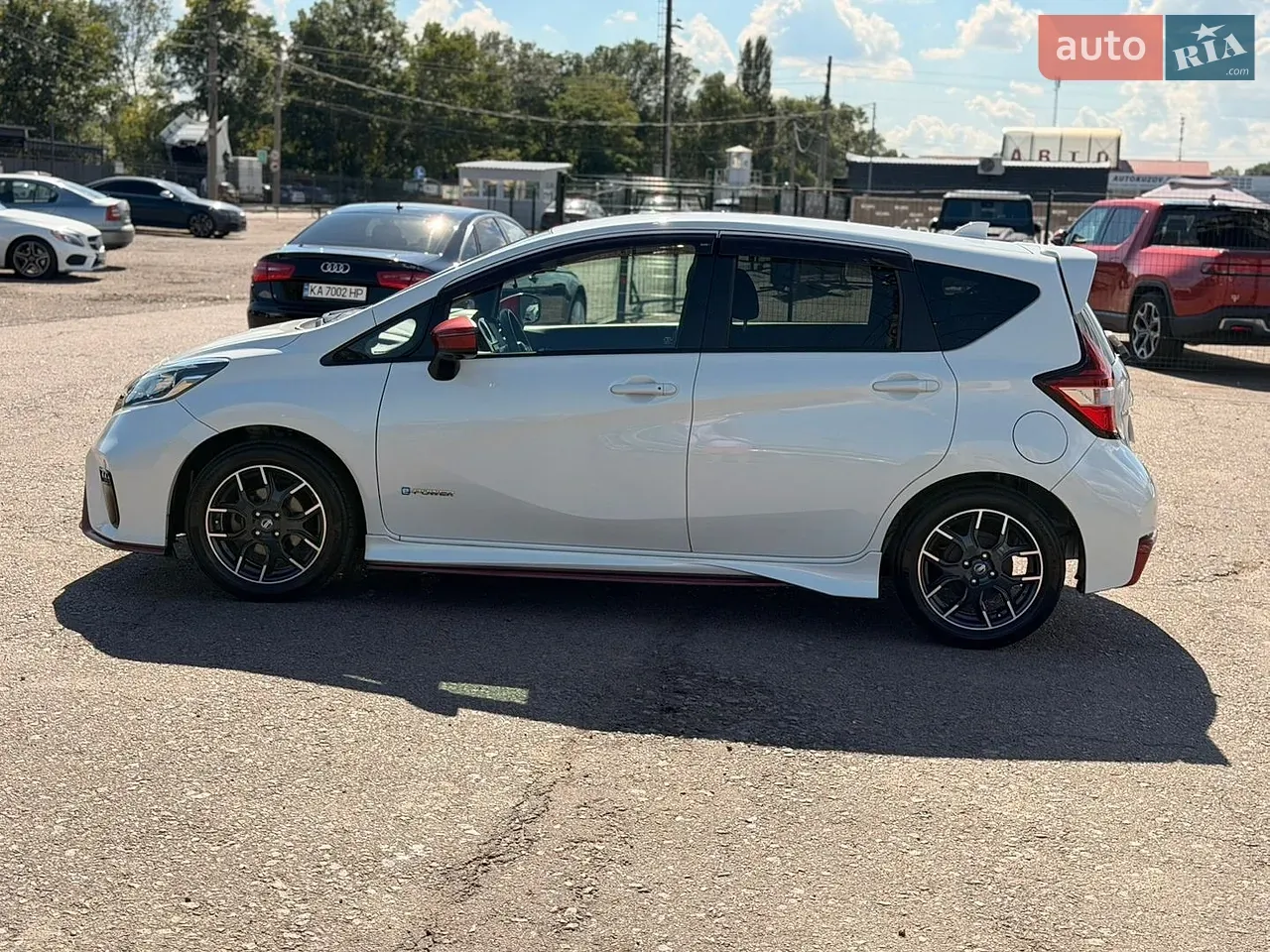 Nissan Note 2018 photo 5