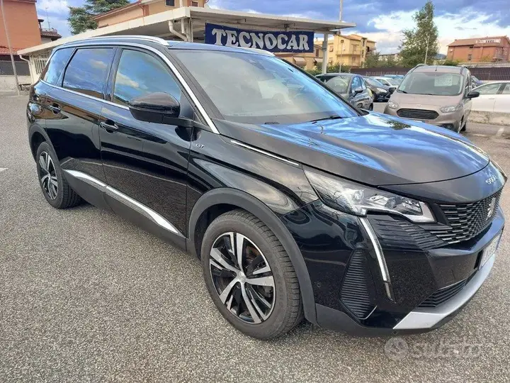 Peugeot 5008 2023 photo 3