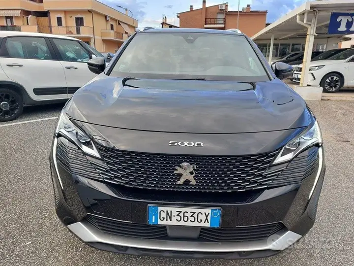 Peugeot 5008 2023 photo 2