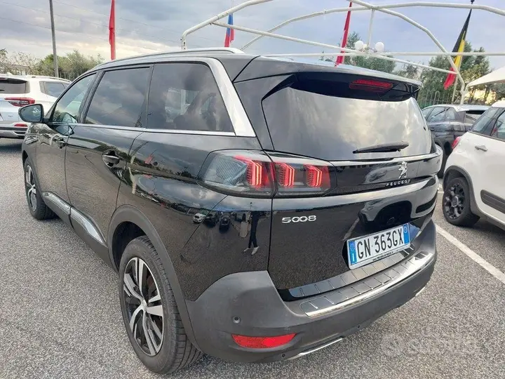 Peugeot 5008 2023 photo 5