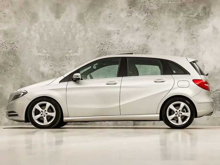 Mercedes-Benz B-Class 2013 photo 2