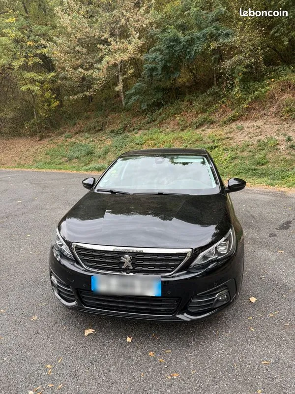 Peugeot 308 2020 photo 2