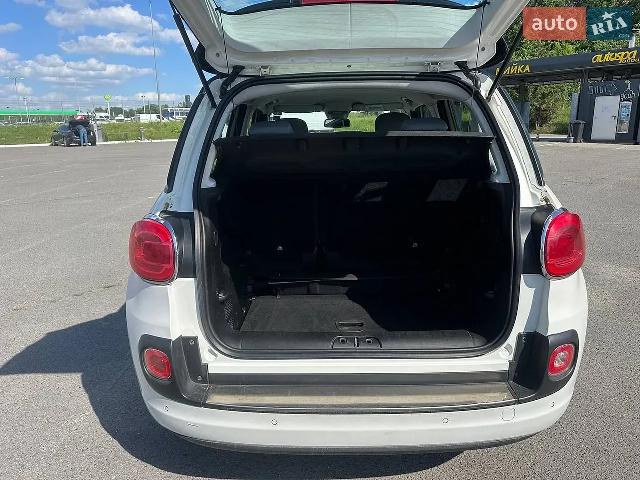 Fiat 500L 2015 photo 2