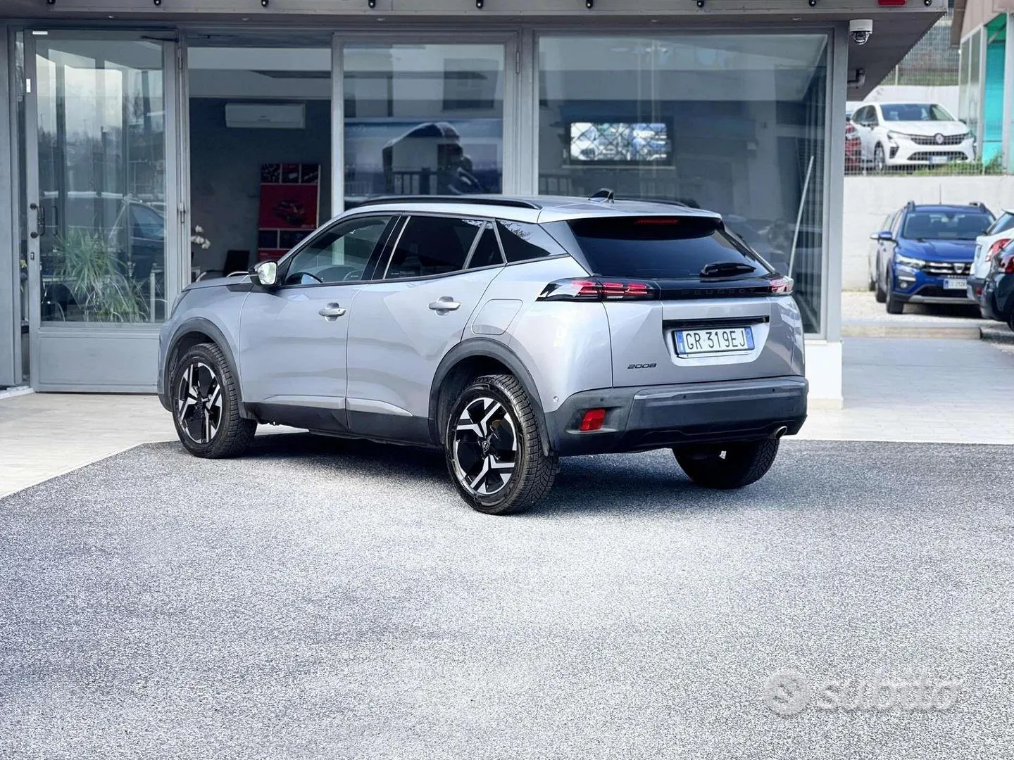 Peugeot 2008 2023 photo 4