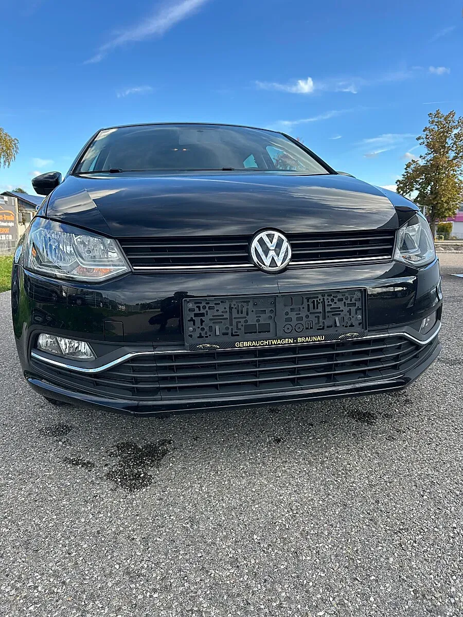 Volkswagen Polo 2015 photo 2