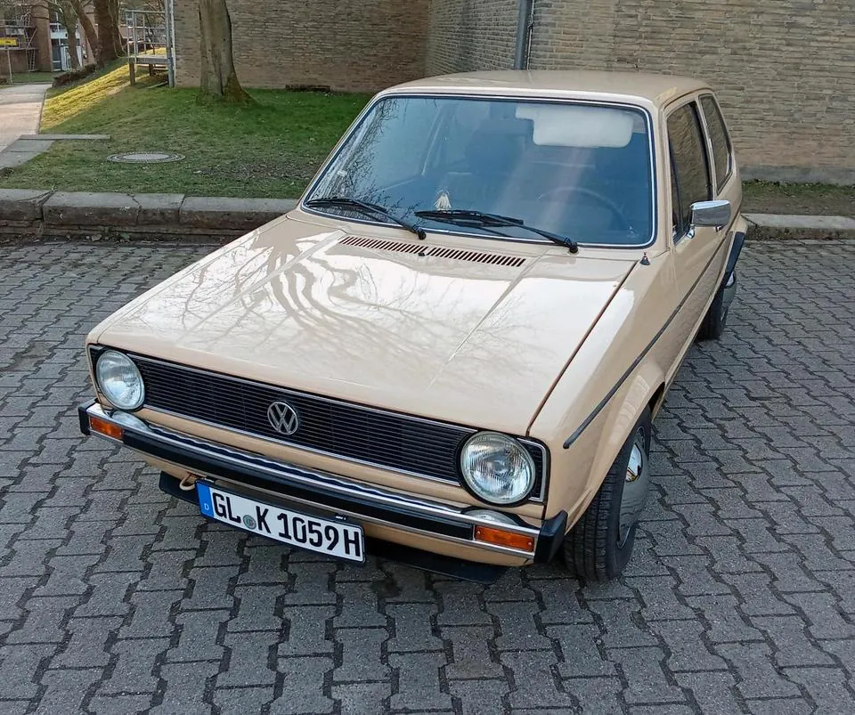 Volkswagen Golf 1