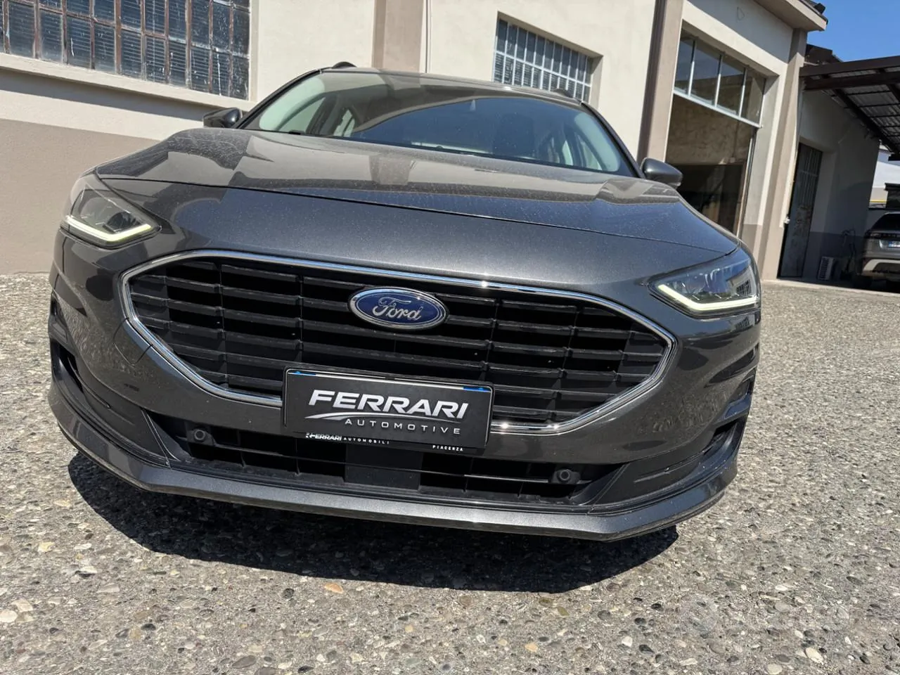 Ford Focus 2022 photo 2