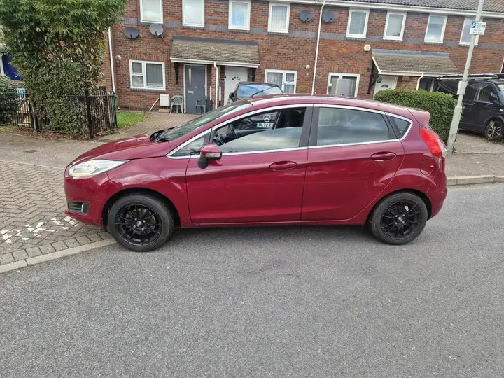 Ford Fiesta 2026 photo 2