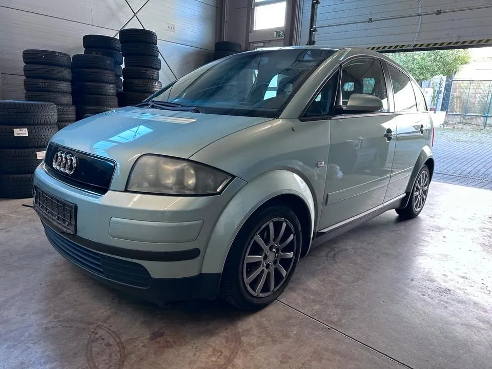 Audi A2