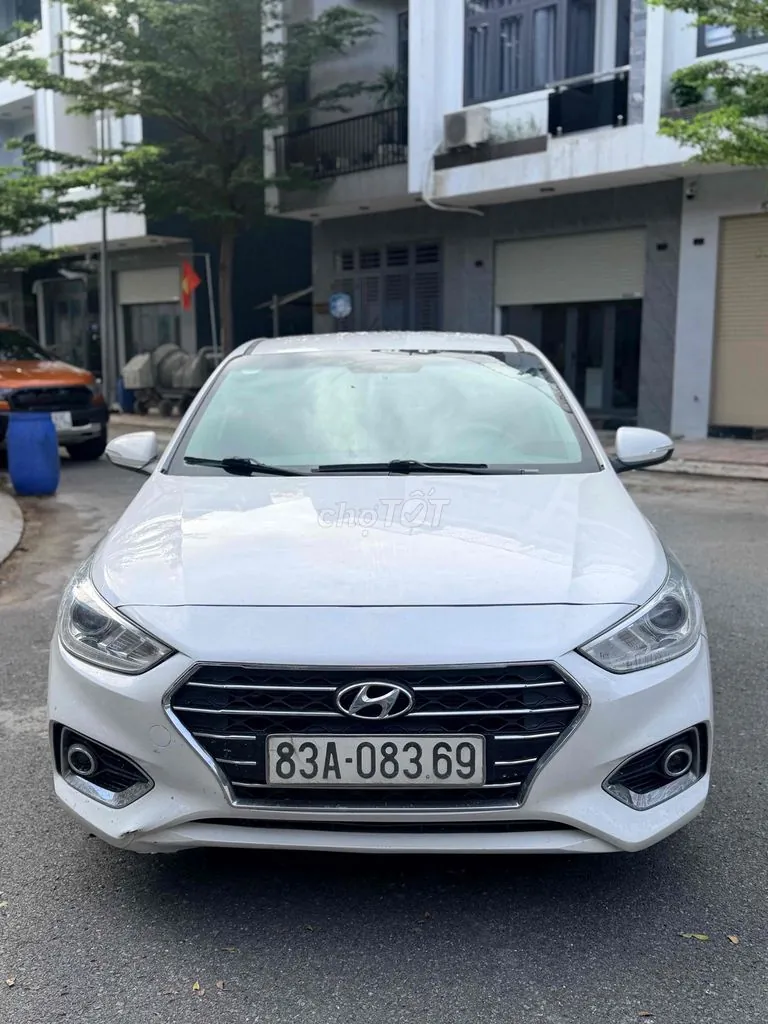 Hyundai Accent 2019 photo 2