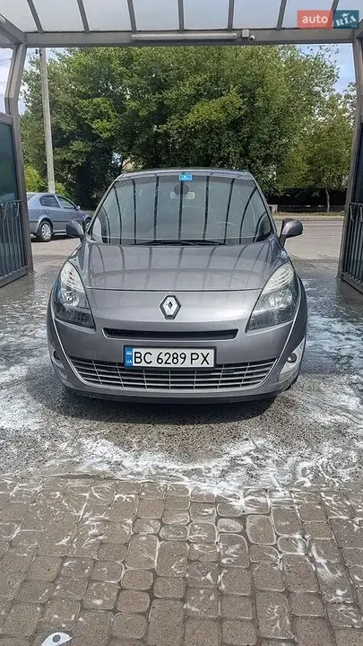 Renault Grand Scenic