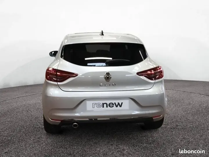 Renault Clio 2023 photo 4