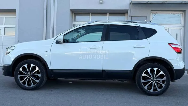 Nissan Qashqai 2011 photo 4
