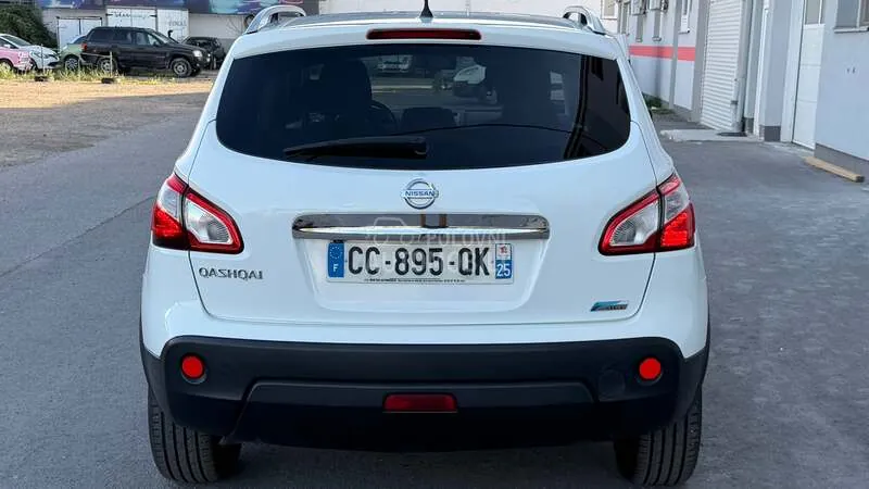 Nissan Qashqai 2011 photo 5