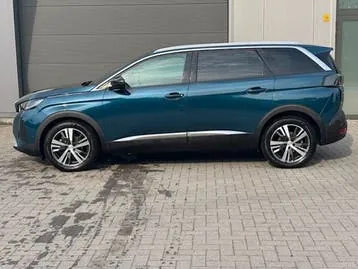 Peugeot 5008 2022 photo 2