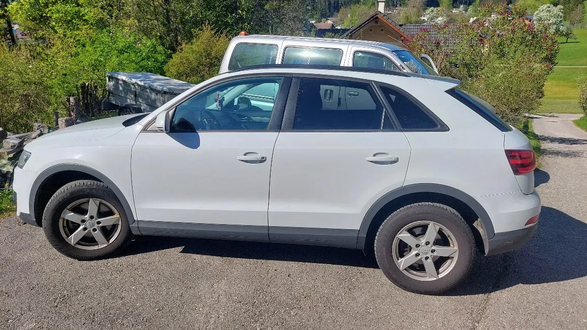 Audi Q3 2014 photo 3