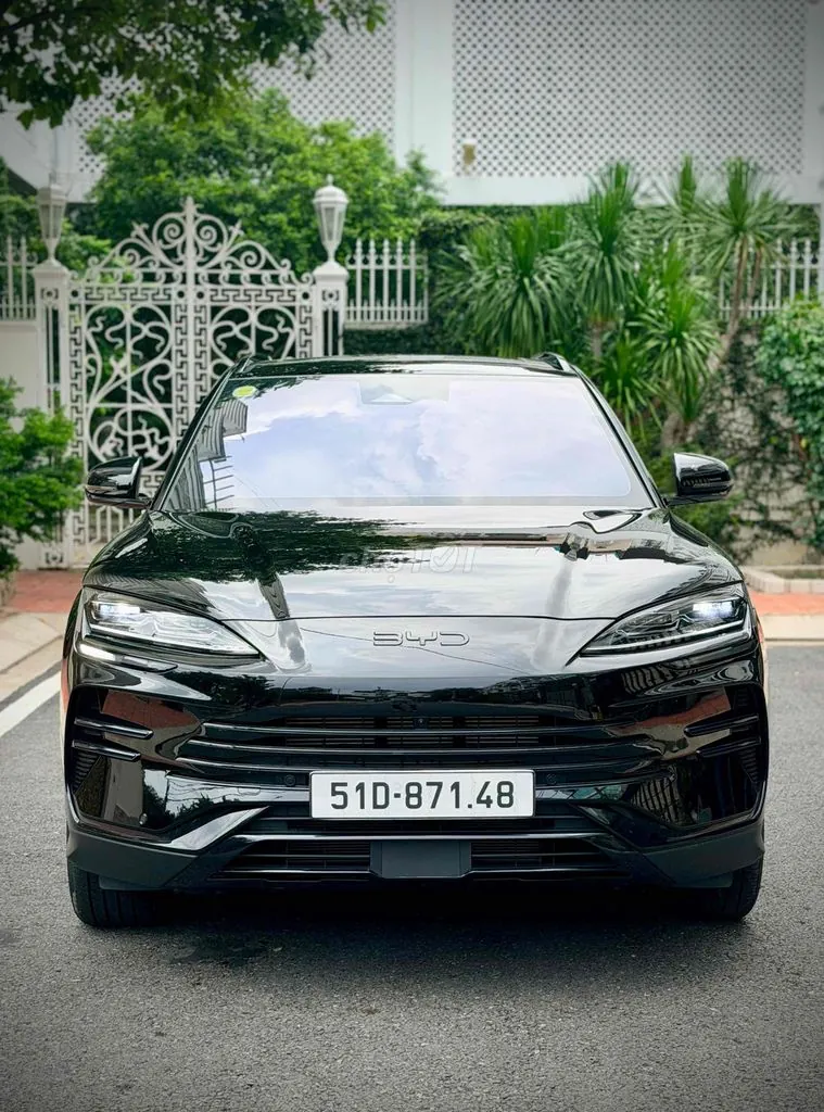 BYD Sealion 6