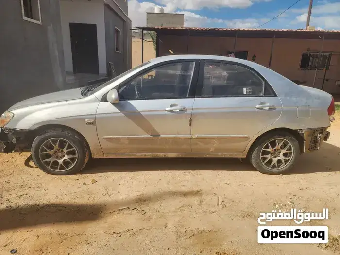 Kia Spectra 2005 photo 3