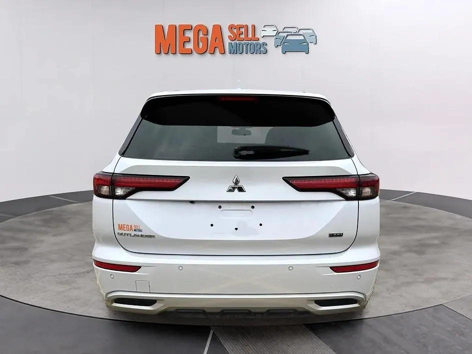 Mitsubishi Outlander 2022 photo 3