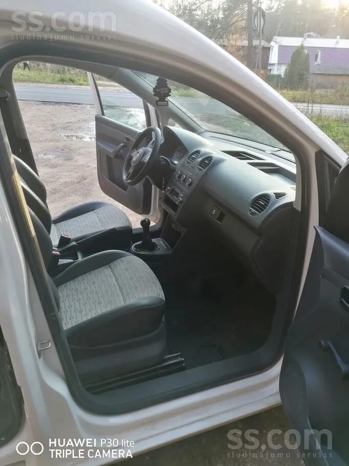 Volkswagen Caddy 2012 photo 4
