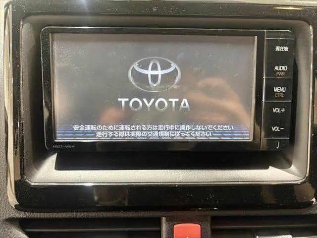 Toyota Corolla Hybrid V 2015 photo 4