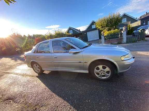 Opel Vectra 2000 photo 2