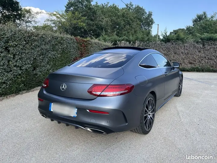 Mercedes-Benz C-Class 2018 photo 2