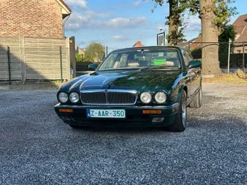 Jaguar Xj6