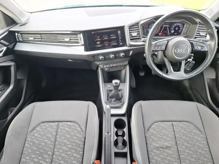 Audi A1 2020 photo 3