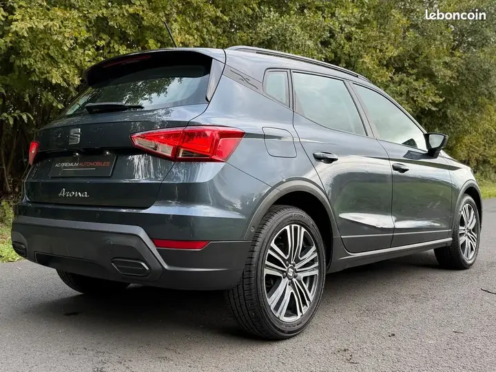 Seat Arona 2023 photo 3