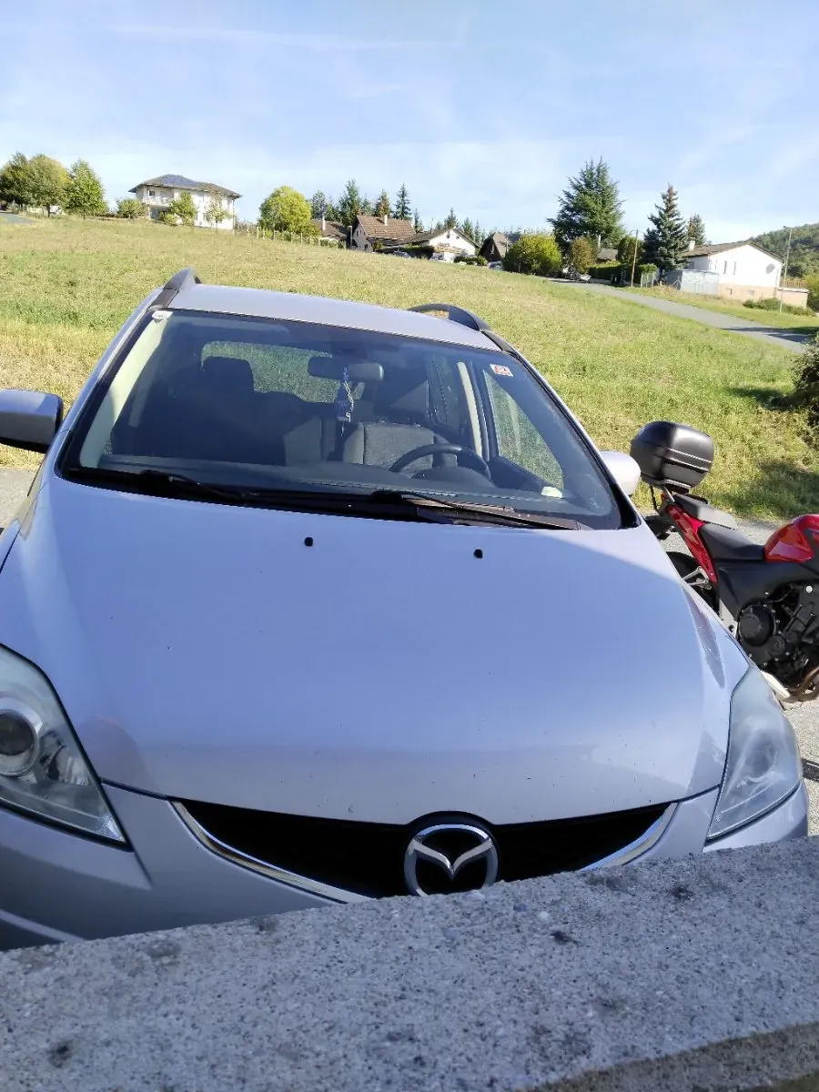 Mazda Mazda5