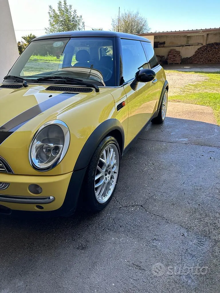 Mini Cooper 2002 photo 2