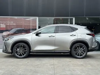 Lexus Nx 450H+ 2026 photo 5
