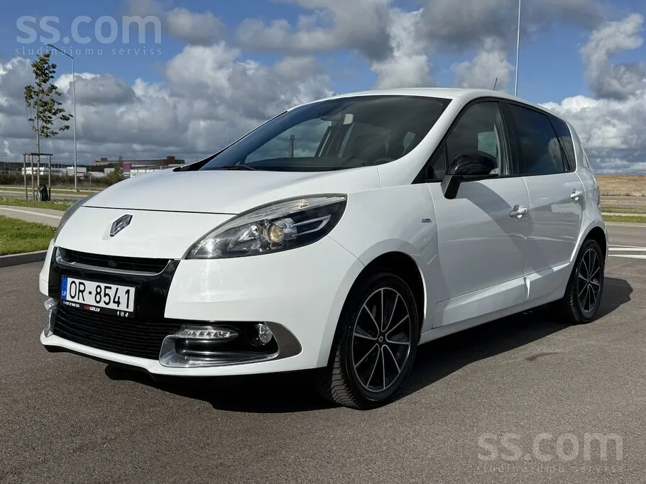 Renault Grand Scenic 2012 photo 3