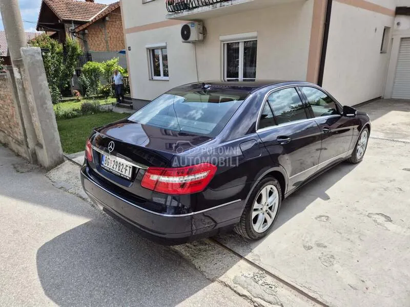 Mercedes-Benz E 220 2010 photo 5