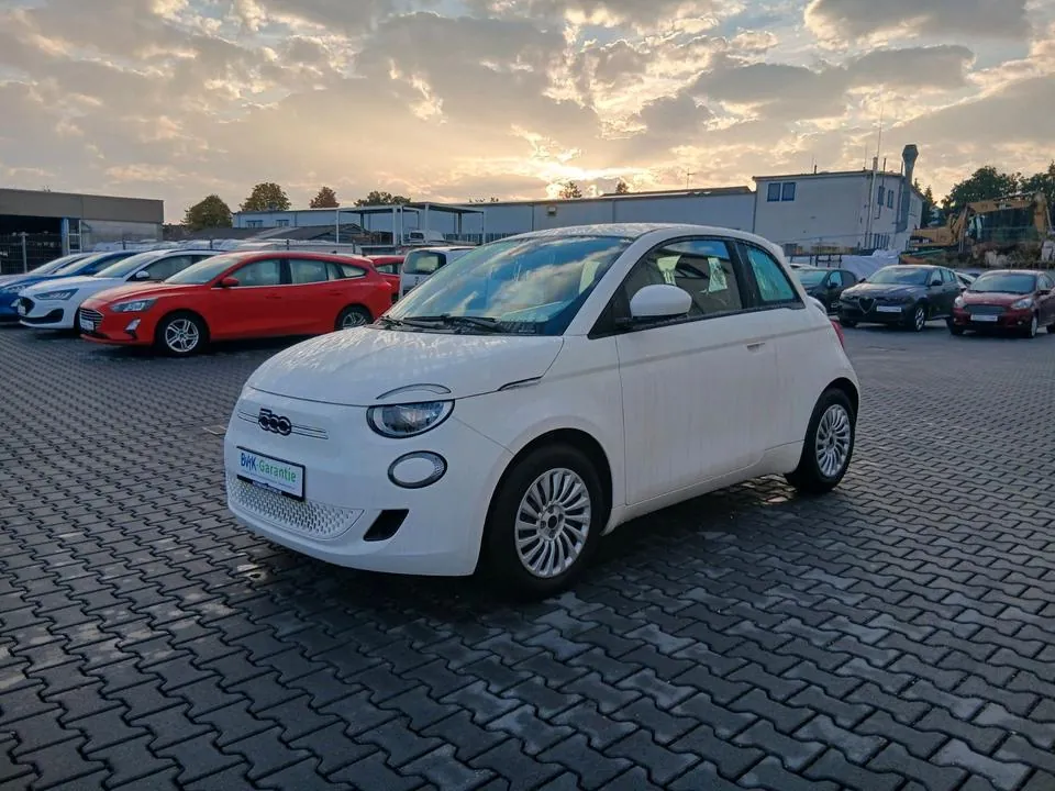 Fiat 500E