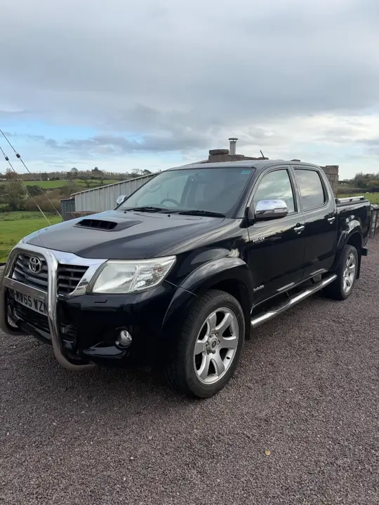 Toyota Hilux