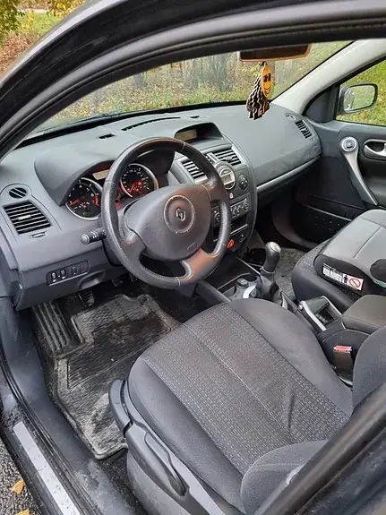 Renault Megane Ii 2009 photo 4