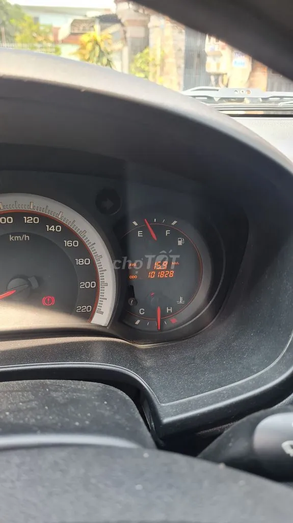 Isuzu Dmax 2011 photo 2