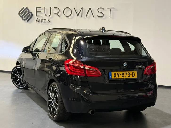 BMW 2 Series Active Tourer 2016 photo 3