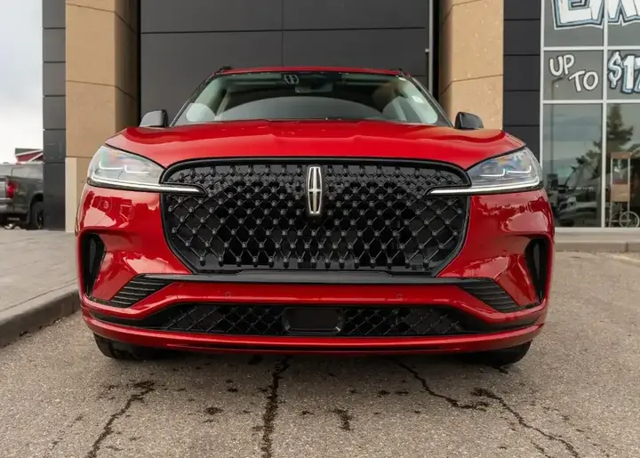 Lincoln Aviator 2026 photo 2