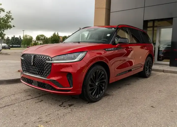 Lincoln Aviator