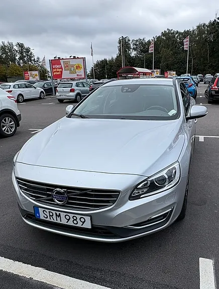 Volvo V60 2018 photo 2