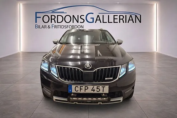 Skoda Octavia 2019 photo 2