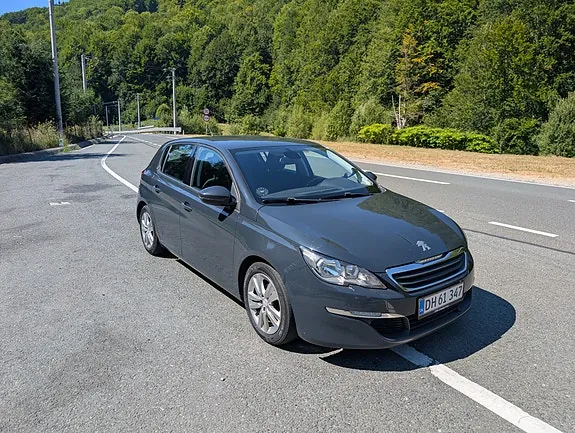 Peugeot 308 2014 photo 2